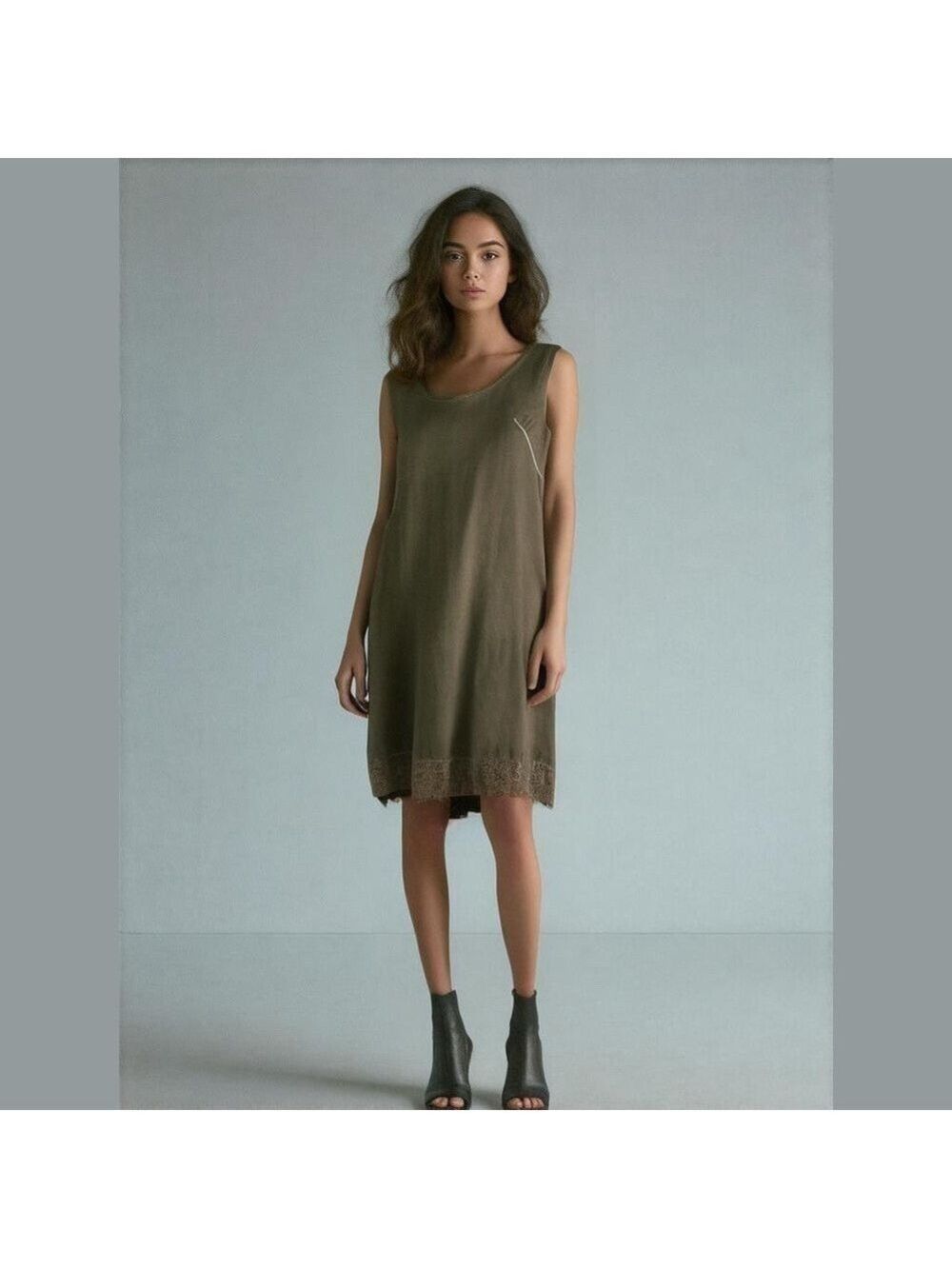 Made Italy Sleeveless Sequin Hem Dress- NWT - Picture 1 of 13